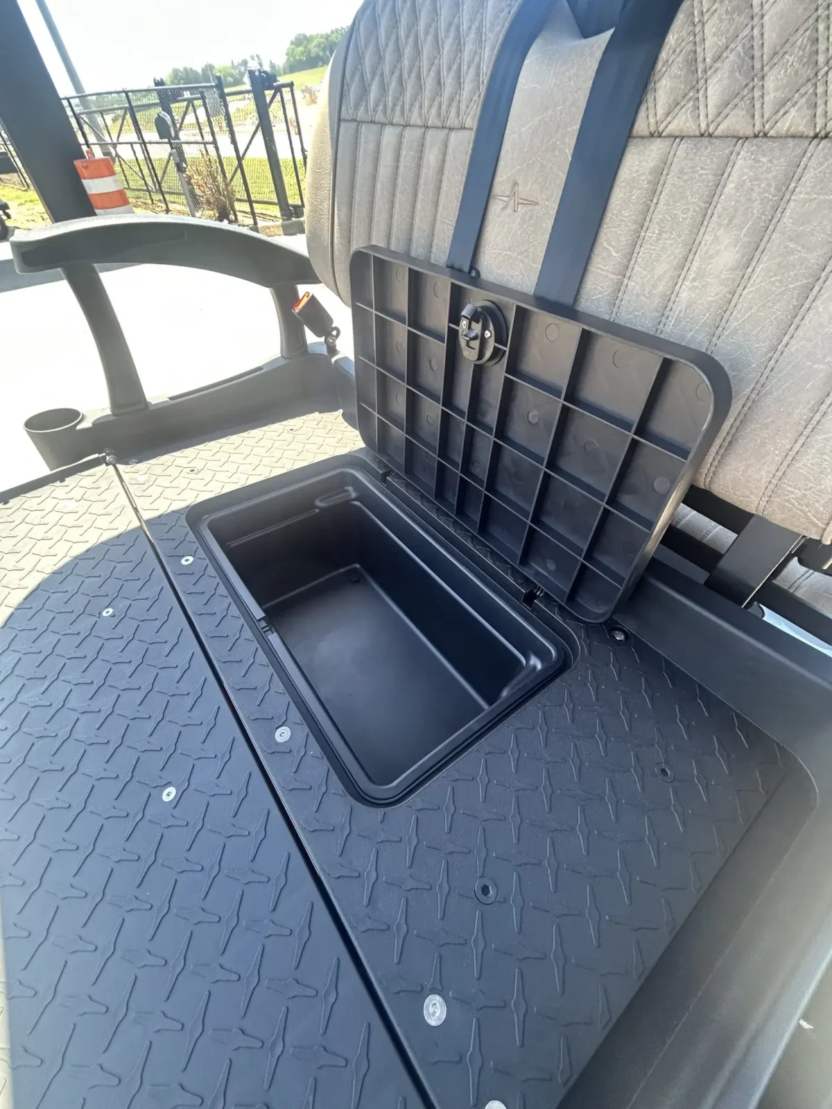 Atlas Passenger Golf Cart Silver photo 5