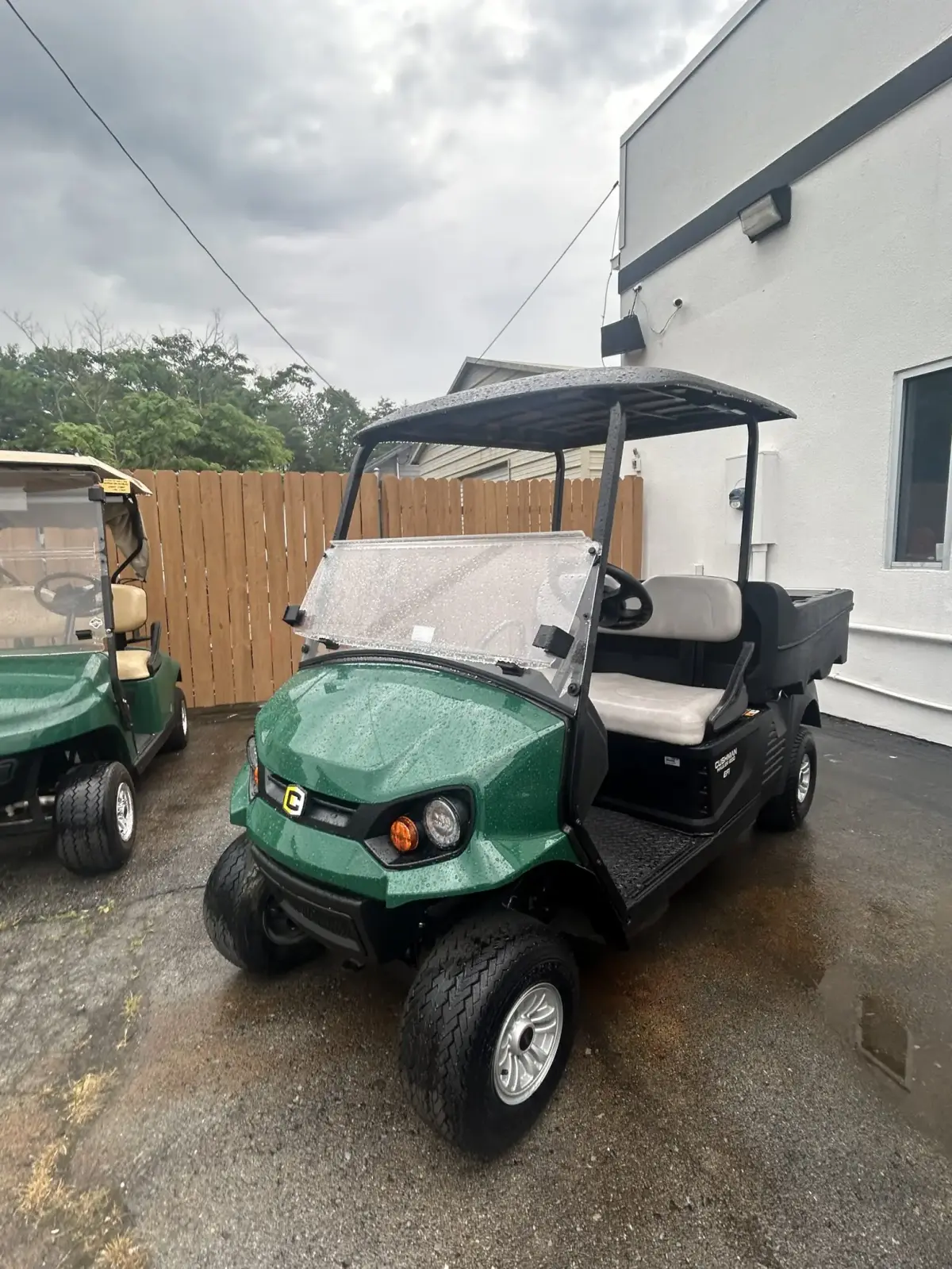 2025 E-Z-GO Hauler- Green photo 4