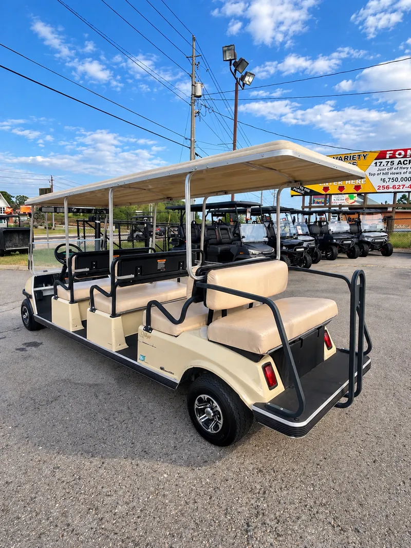 2020 Club Car Villager photo 3