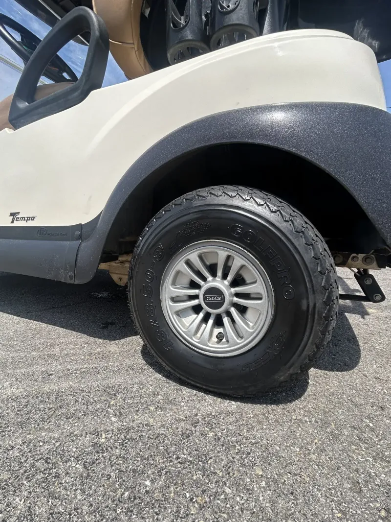 2021 Club Car Tempo photo 3