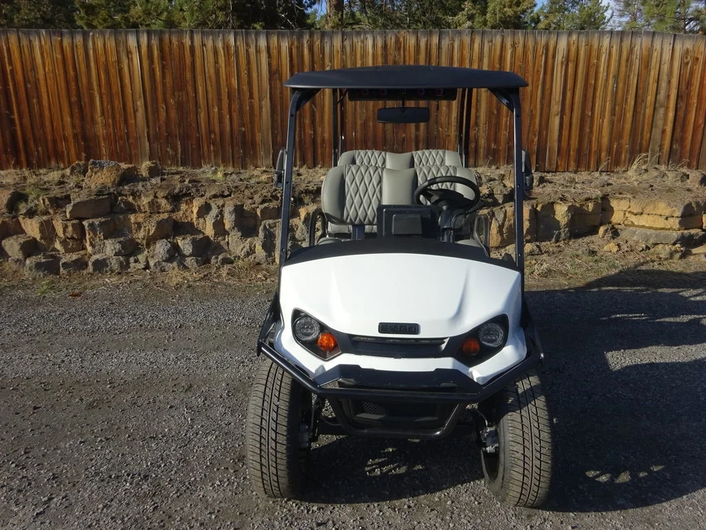 2026 E-Z-GO Liberty LSV photo 2