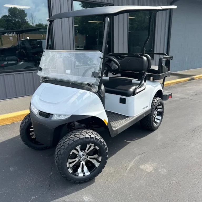 2026 E-Z-GO RXV 4 Valor S EX1 Sport Bright White photo 3