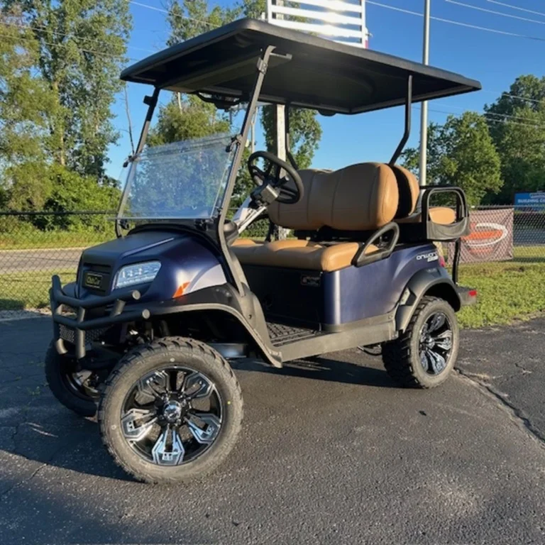 2027 Club Car Onward HP Lithium-Ion photo 2