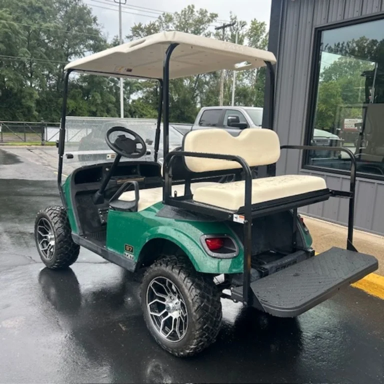 2014 E-Z-GO TXT photo 5