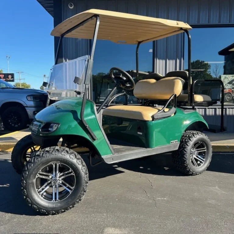 2019 E-Z-GO TXT photo 5