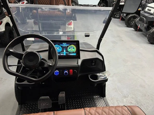 2026 Verdi Aspen S6 Lithium Golf Cart Matted black photo 2