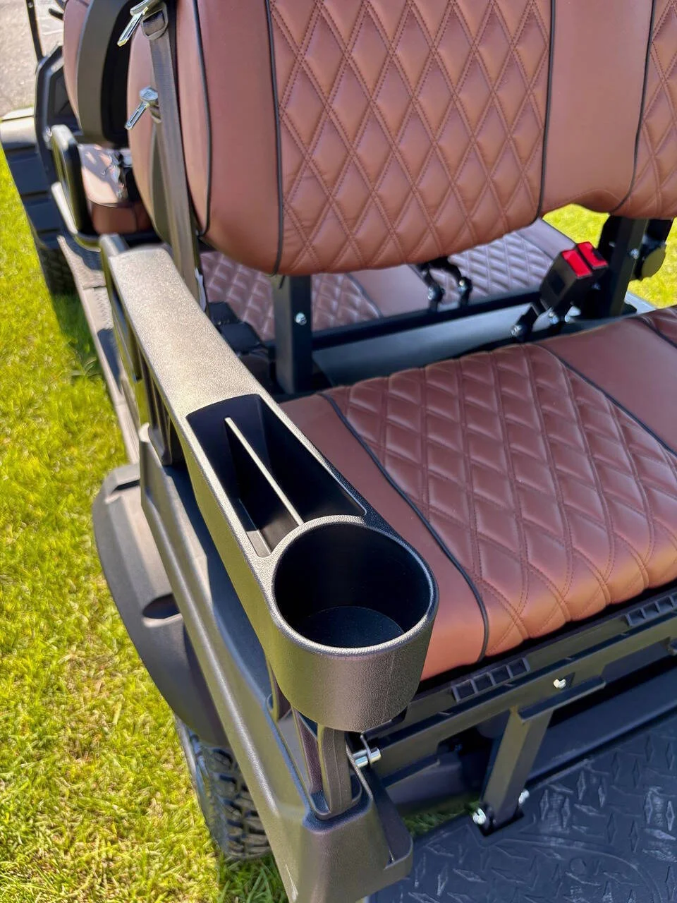 2025 Verdi 6P Limo Golf Cart photo 7