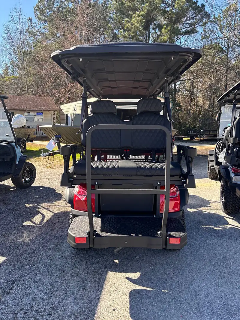 2026 Verdi Malibu 6P Limo Golf Cart photo 11
