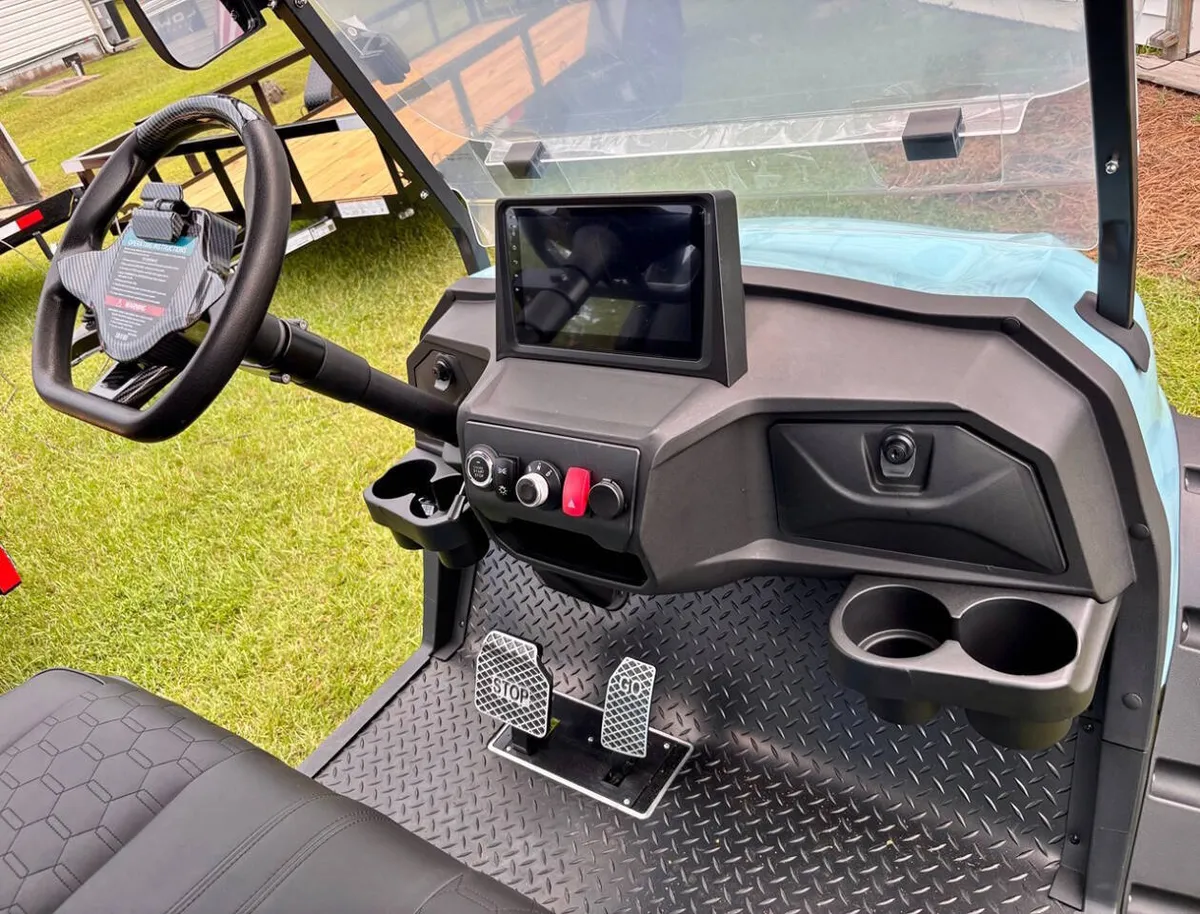 2025 Verdi Forward Facing 4 Golf Cart Asp photo 6