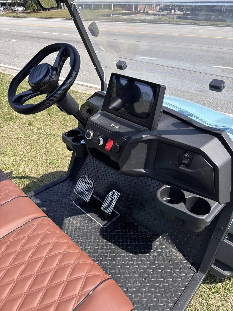 2026 Verdi Malibu 4P Lithium Golf Cart photo 4