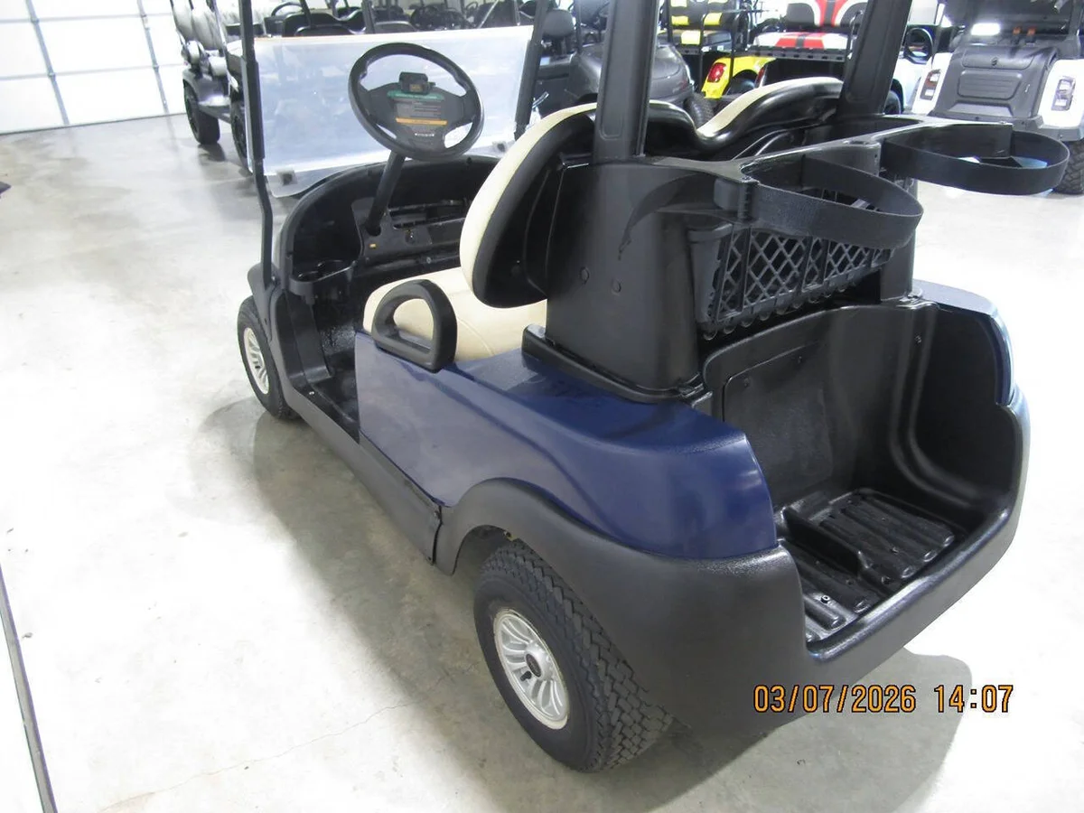 2018 Club Car Precedent Stock golf cart photo 5