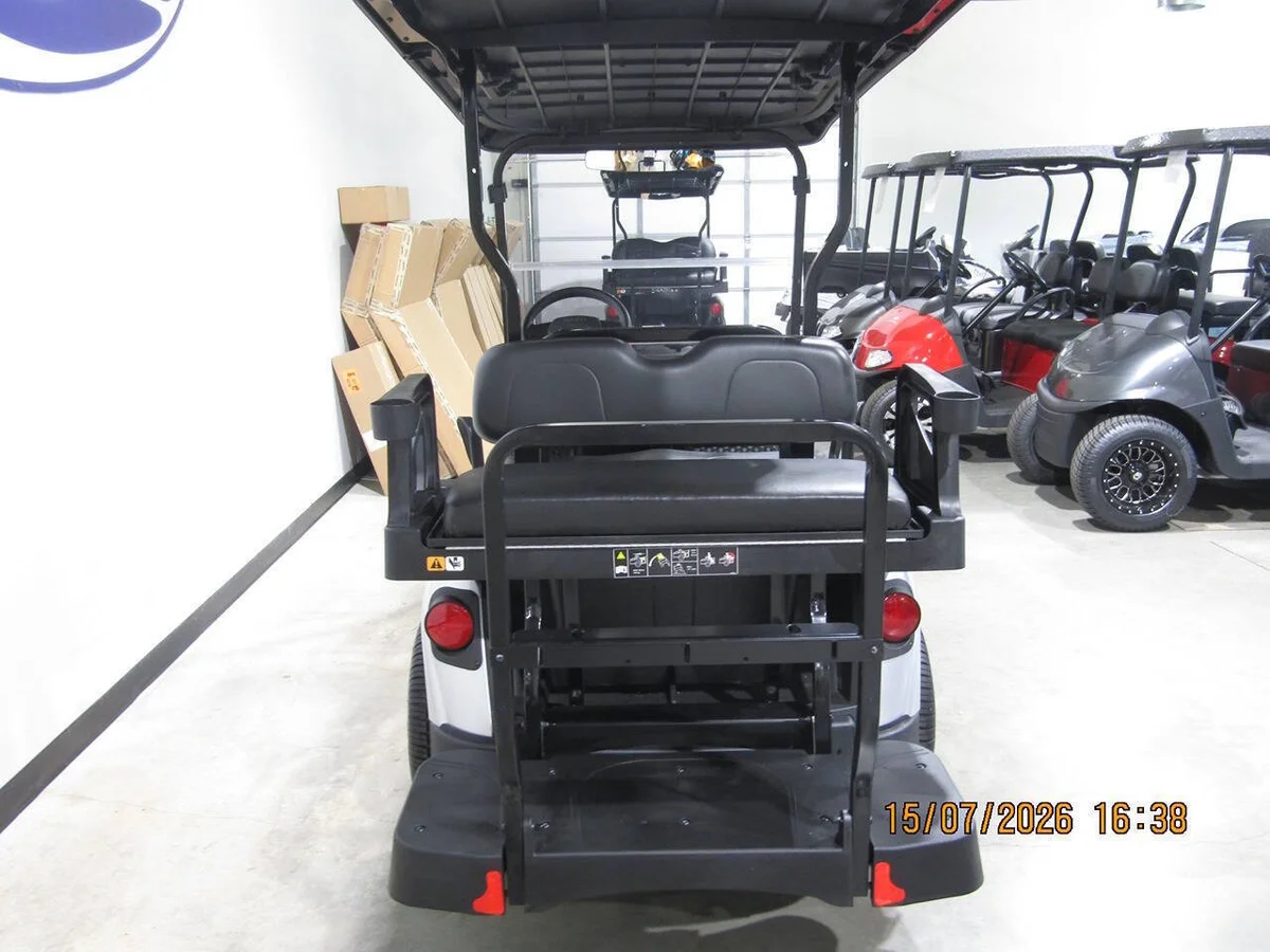 2027 E-Z-GO Valor 4 Passenger photo 5