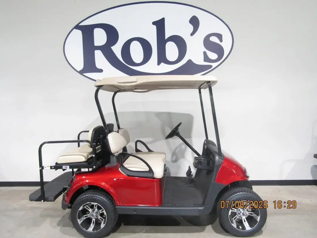 2018 E-Z-GO RXV Custon 4-Seater golf cart photo 1