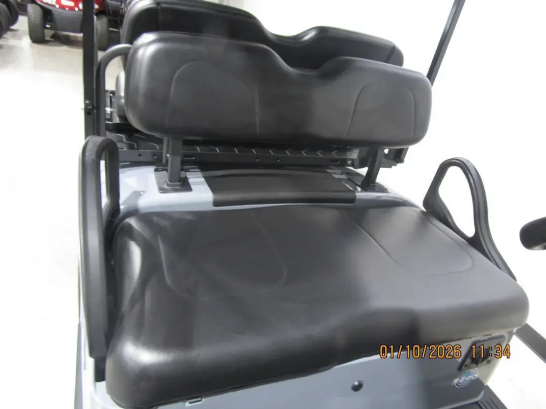 2021 E-Z-GO RXV ELiTE Lithium photo 10
