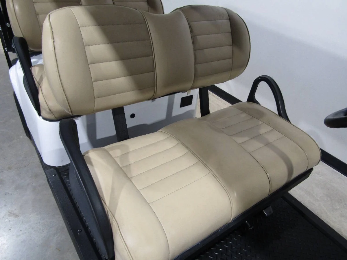 2020 E-Z-GO TXT 6-Seater photo 8