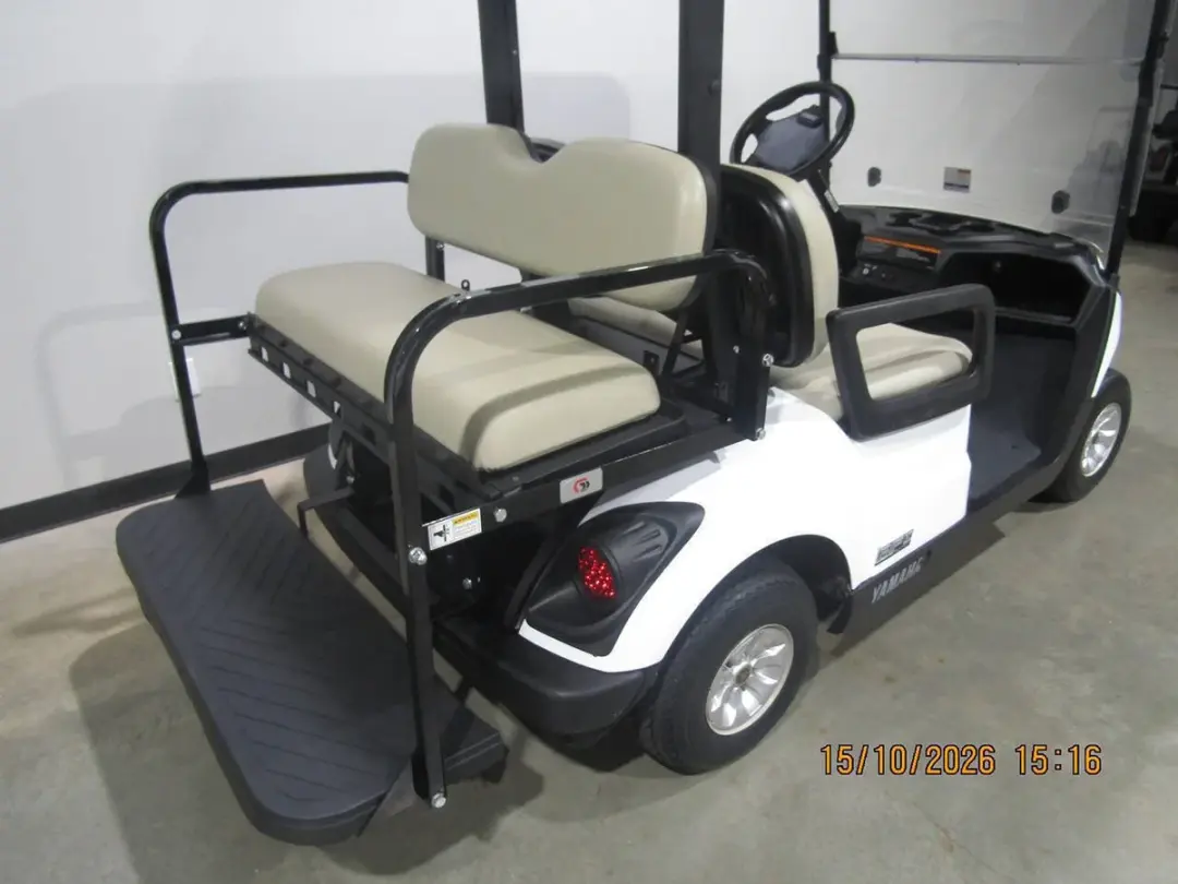 2022 Yamaha Drive Stock 4-seater golf cart photo 7