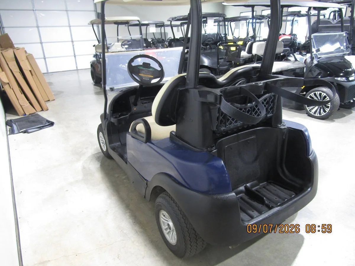 2018 Club Car Precedent Stock  golf cart photo 5
