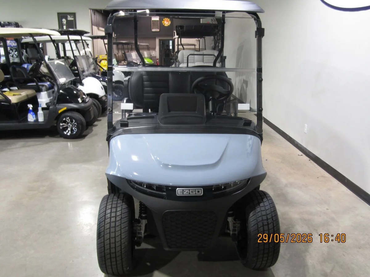 2026 E-Z-GO RXV Custom 4-Seater photo 3