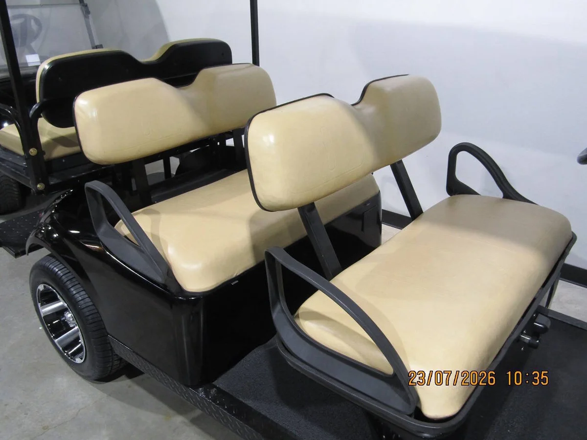 2019 Cushman Shuttle 6 Custon 6-Seater golf cart photo 10