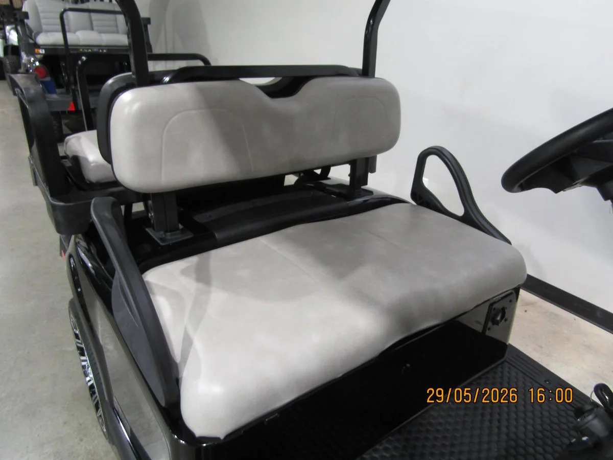 2026 E-Z-GO RXV Custom 4-Seater photo 10