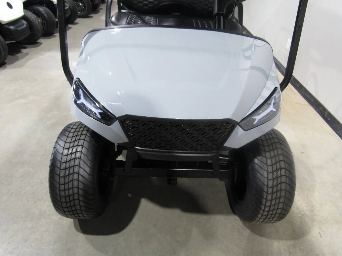 2020 E-Z-GO Storm Gas golf cart Custom 4-Seater photo 3