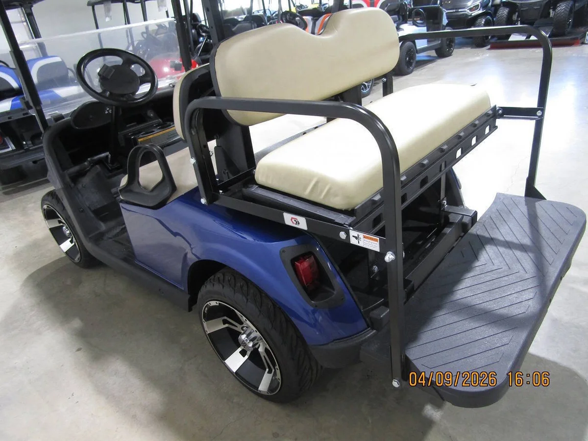 2018 E-Z-GO RXV Custon 2-Seater photo 7