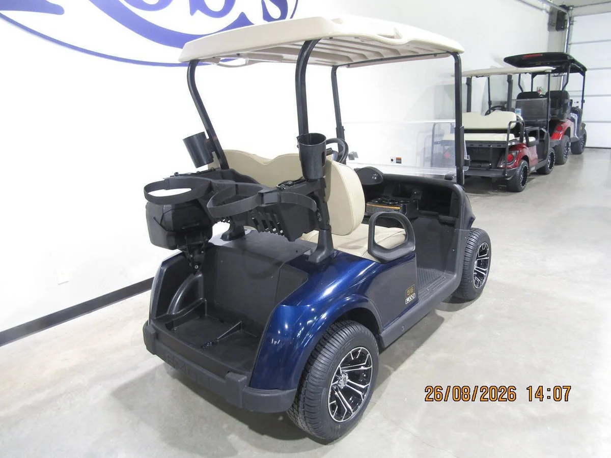 2020 E-Z-GO RXV Stock  golf cart photo 10