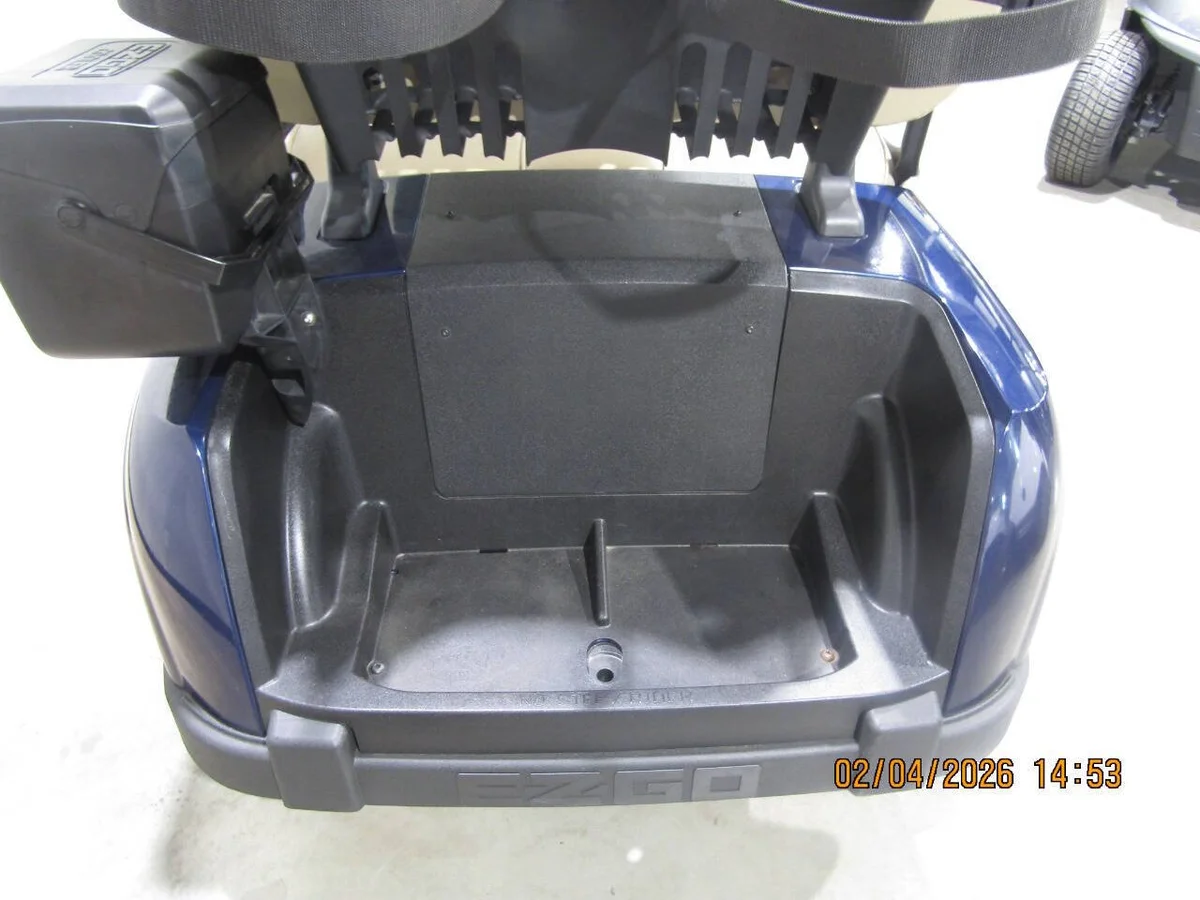 2020 E-Z-GO RXV Stock photo 6