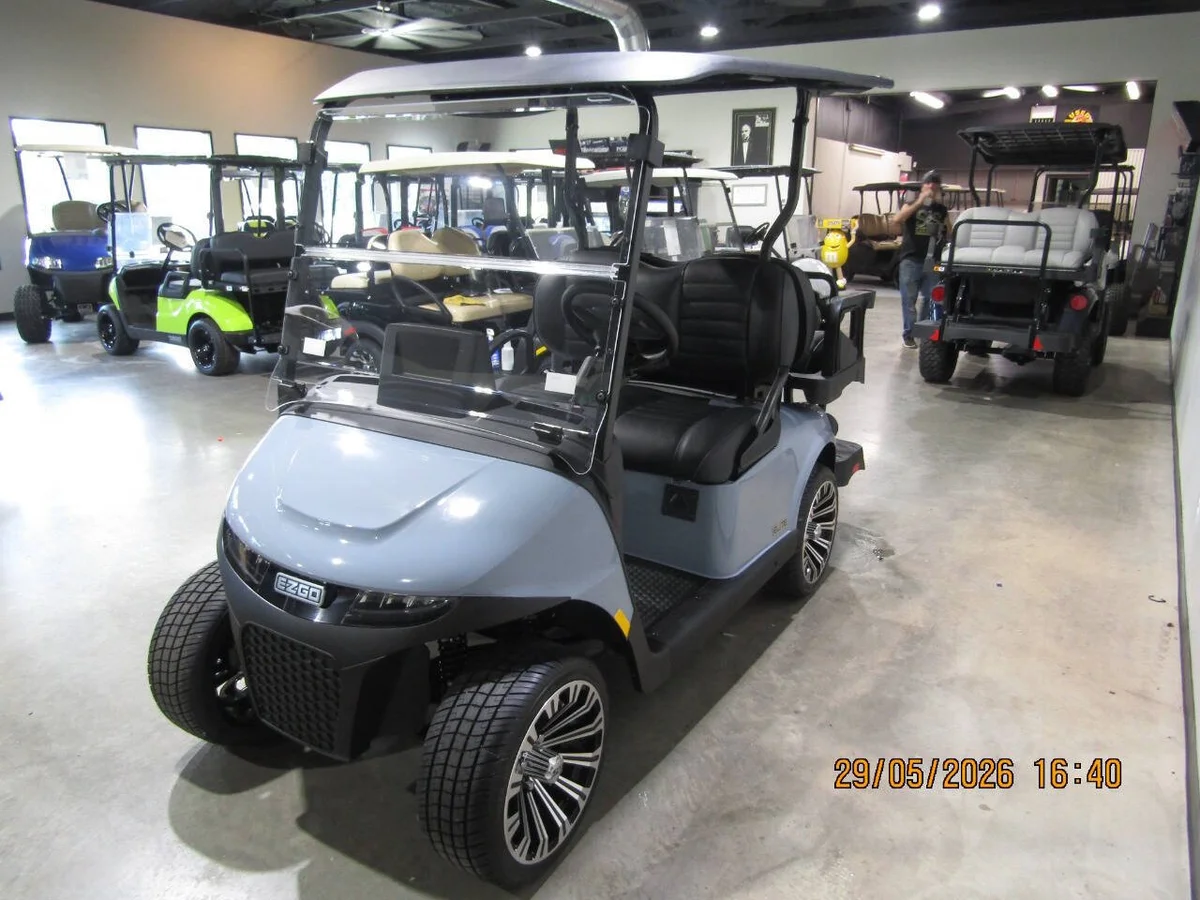 2026 E-Z-GO RXV Custom 4-Seater photo 4