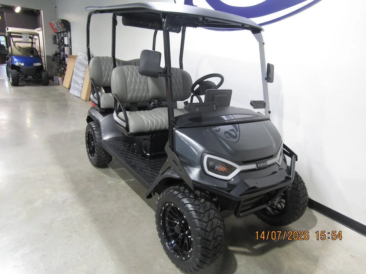 2026 E-Z-GO Liberty LSV photo 2