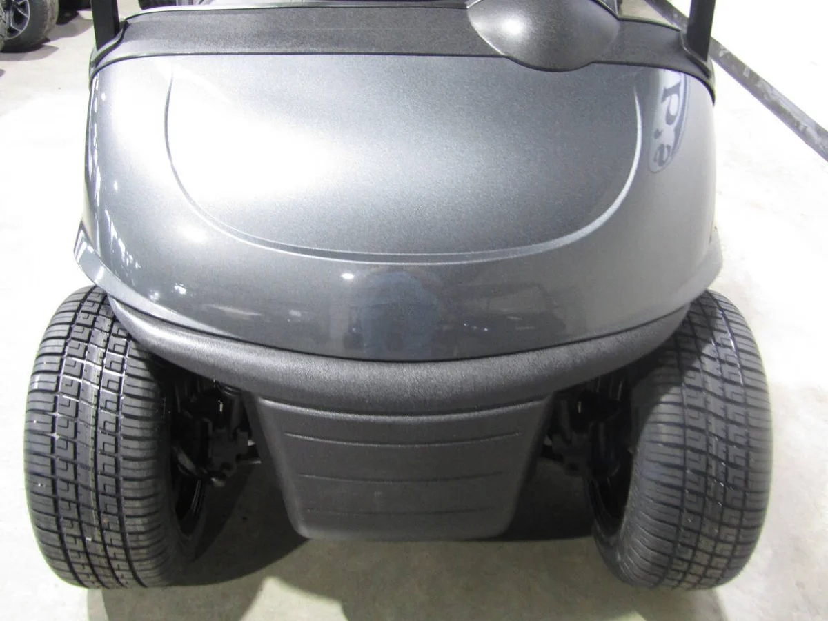 2020 E-Z-GO RXV Custom 4-Seater photo 3