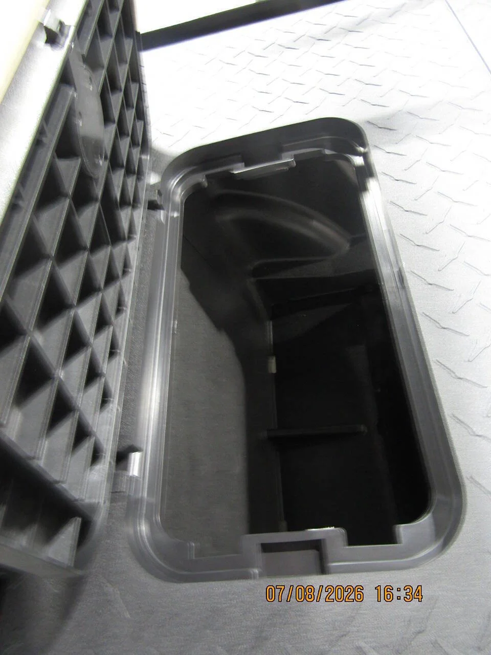 2018 E-Z-GO RXV Custon 4-Seater golf cart photo 9