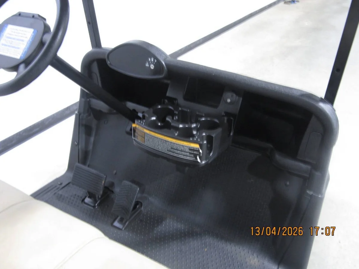 2020 E-Z-GO RXV Stock photo 9
