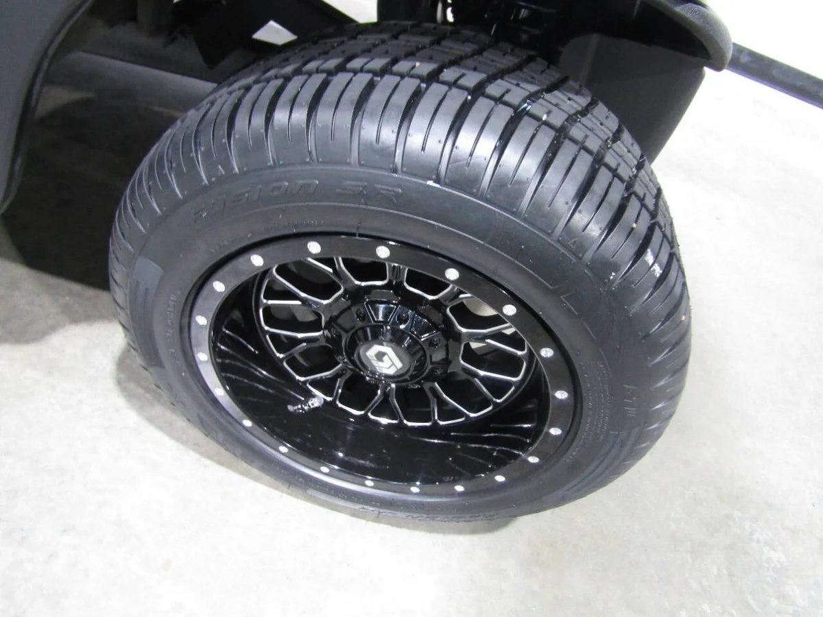 2020 E-Z-GO RXV Custom 4-Seater photo 12