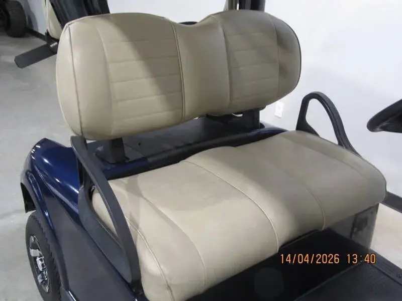 2020 E-Z-GO RXV Stock  golf cart photo 7