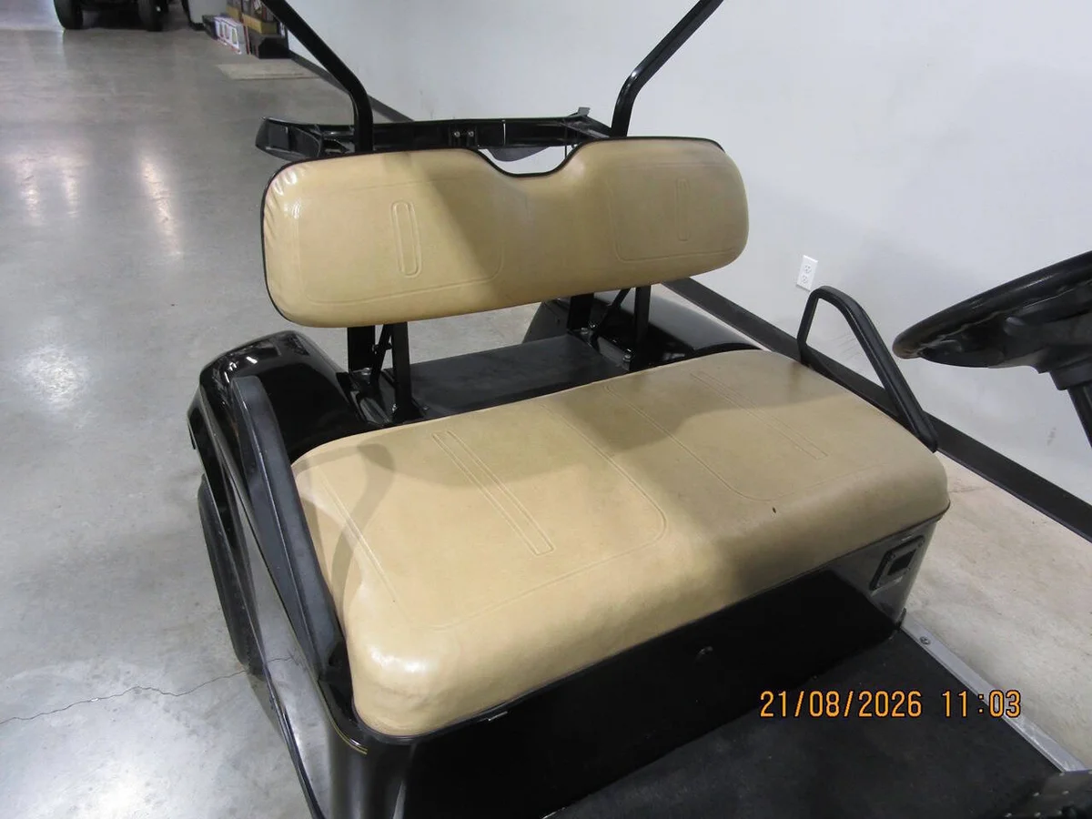 2007 E-Z-GO TXT Stock golf cart photo 8