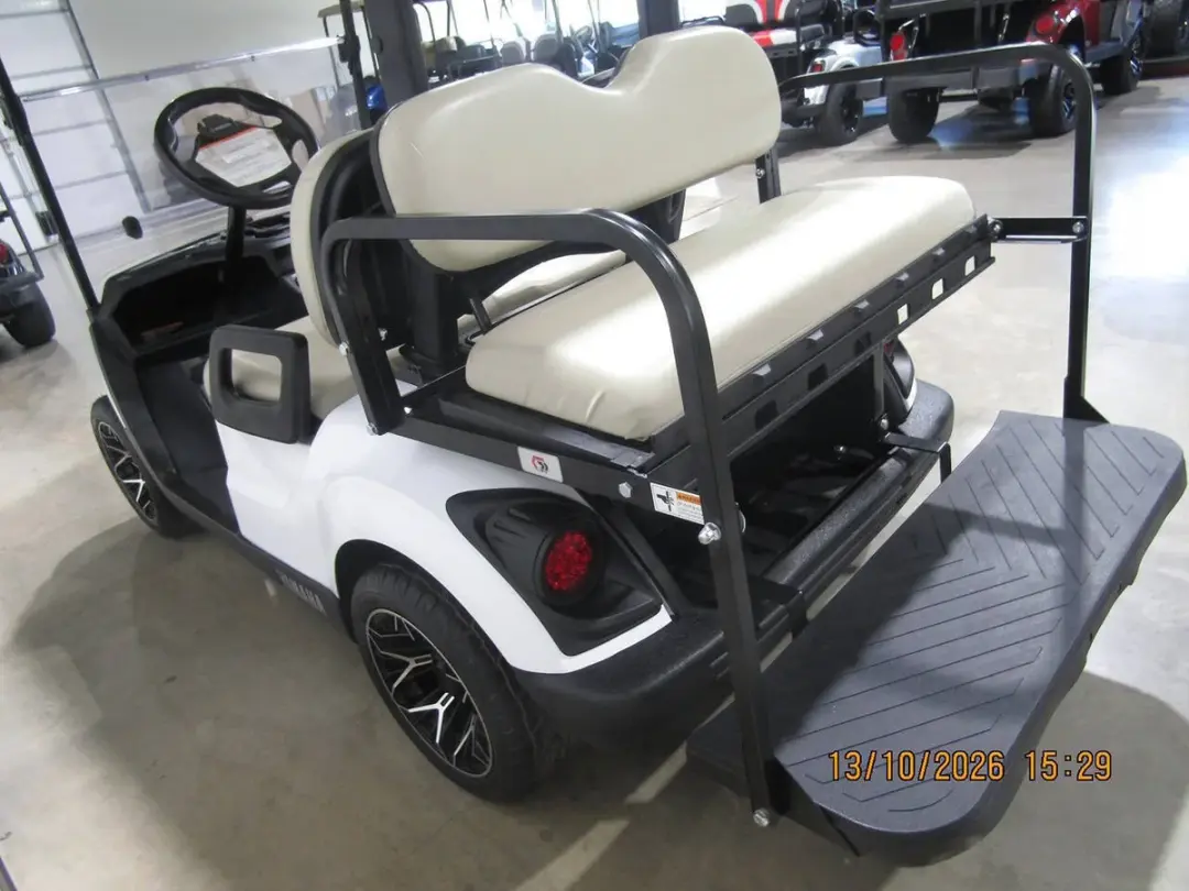 2022 Yamaha Drive Custom 4-Seater golf cart photo 5