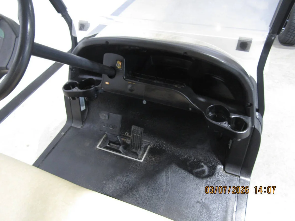 2018 Club Car Precedent Stock golf cart photo 9