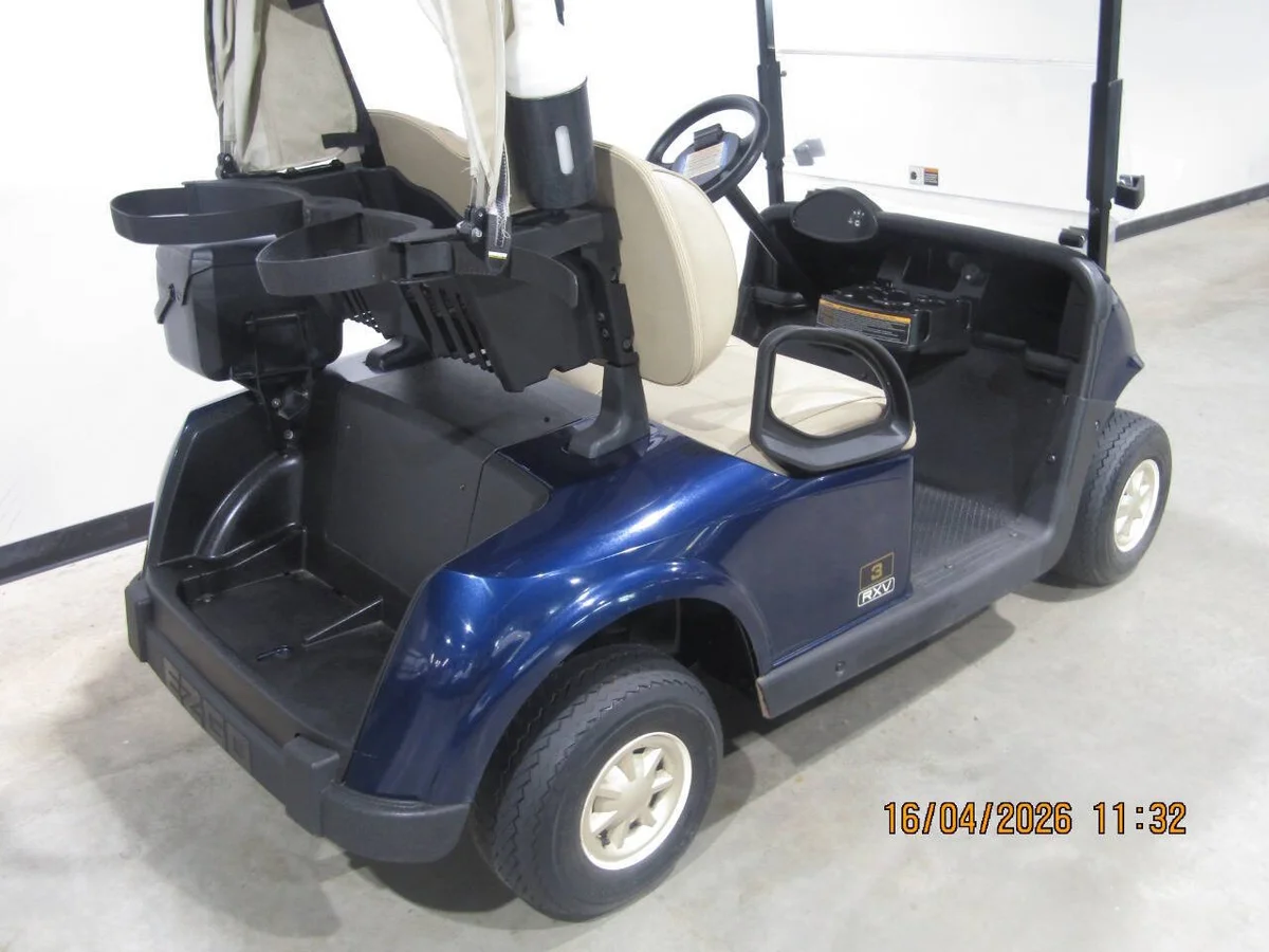 2020 E-Z-GO RXV Stock photo 6