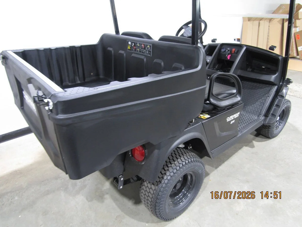 2027 Cushman Hauler 800 UTV Cargo Bed photo 8