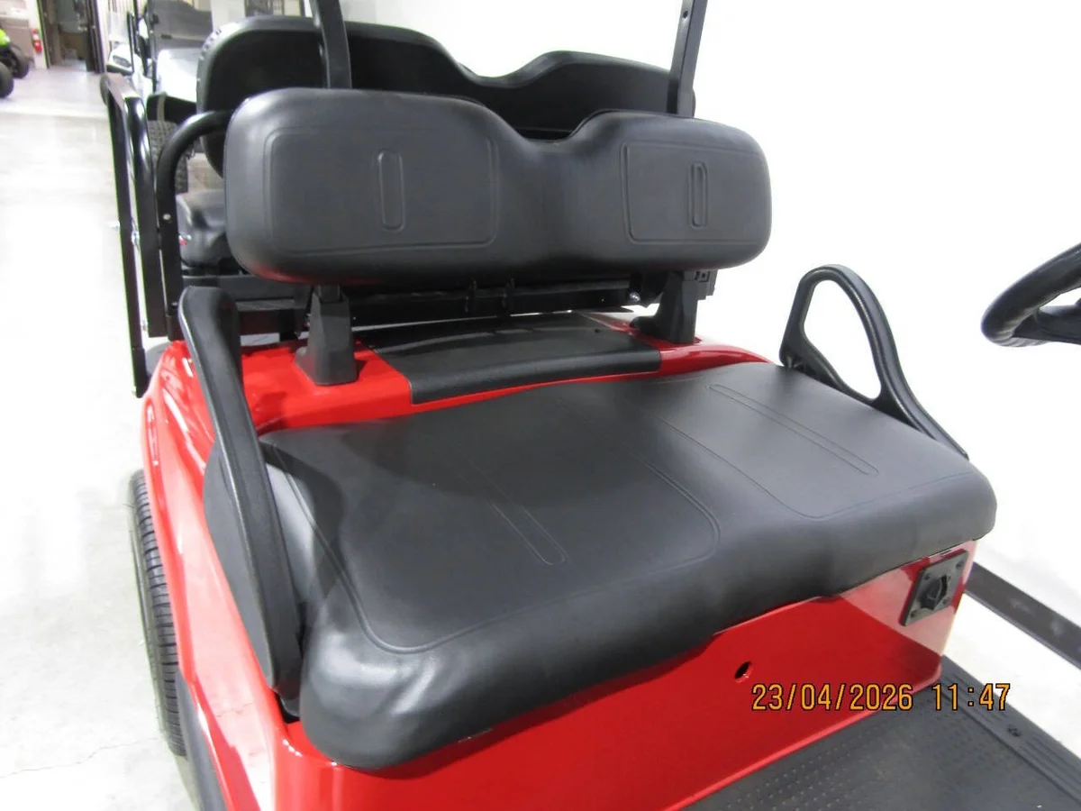 2020 E-Z-GO RXV Custom 4-Seater photo 10