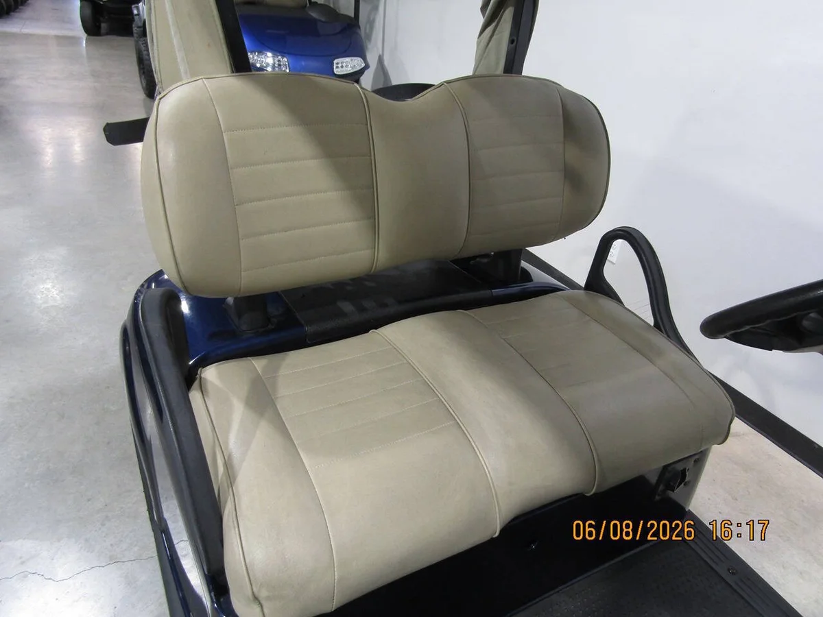 2020 E-Z-GO RXV 2 Seater golf cart photo 8