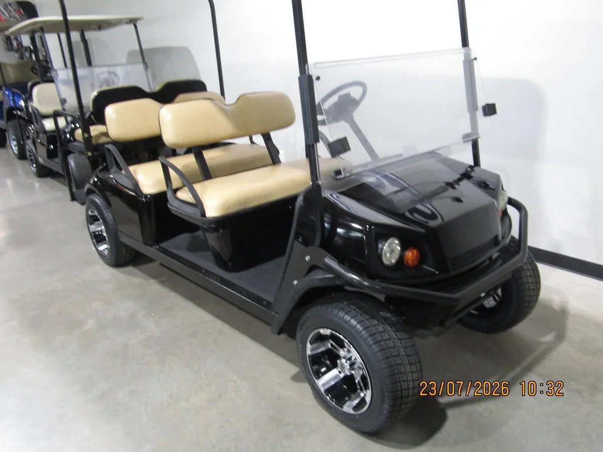2019 Cushman Shuttle 6 Custon 6-Seater golf cart photo 2