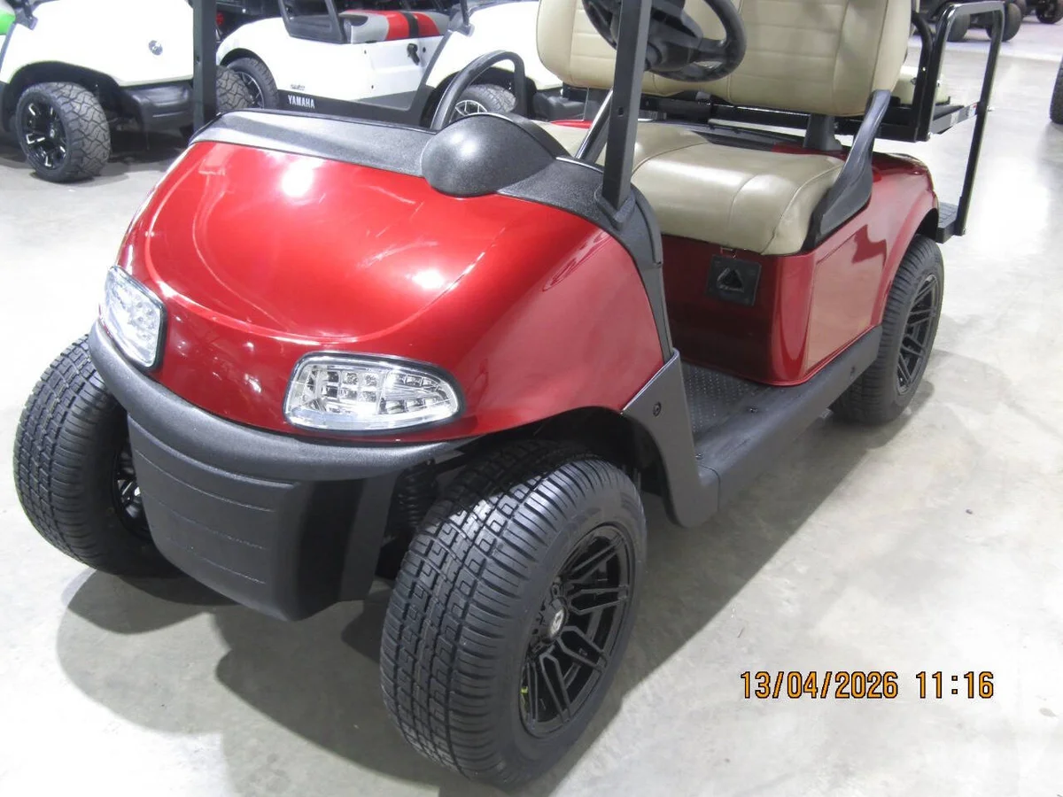2020 E-Z-GO RXV Custom 4-Seater photo 3