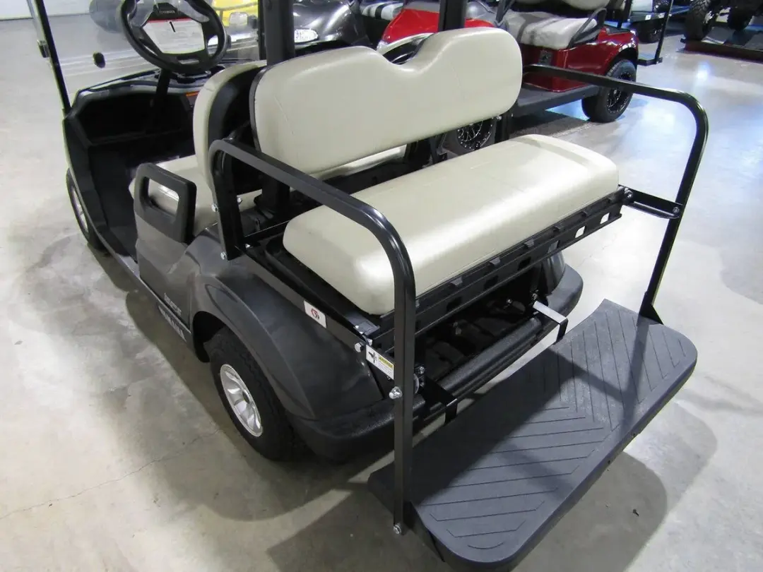 2022 Yamaha Drive Stock 4-seater  golf cart photo 5