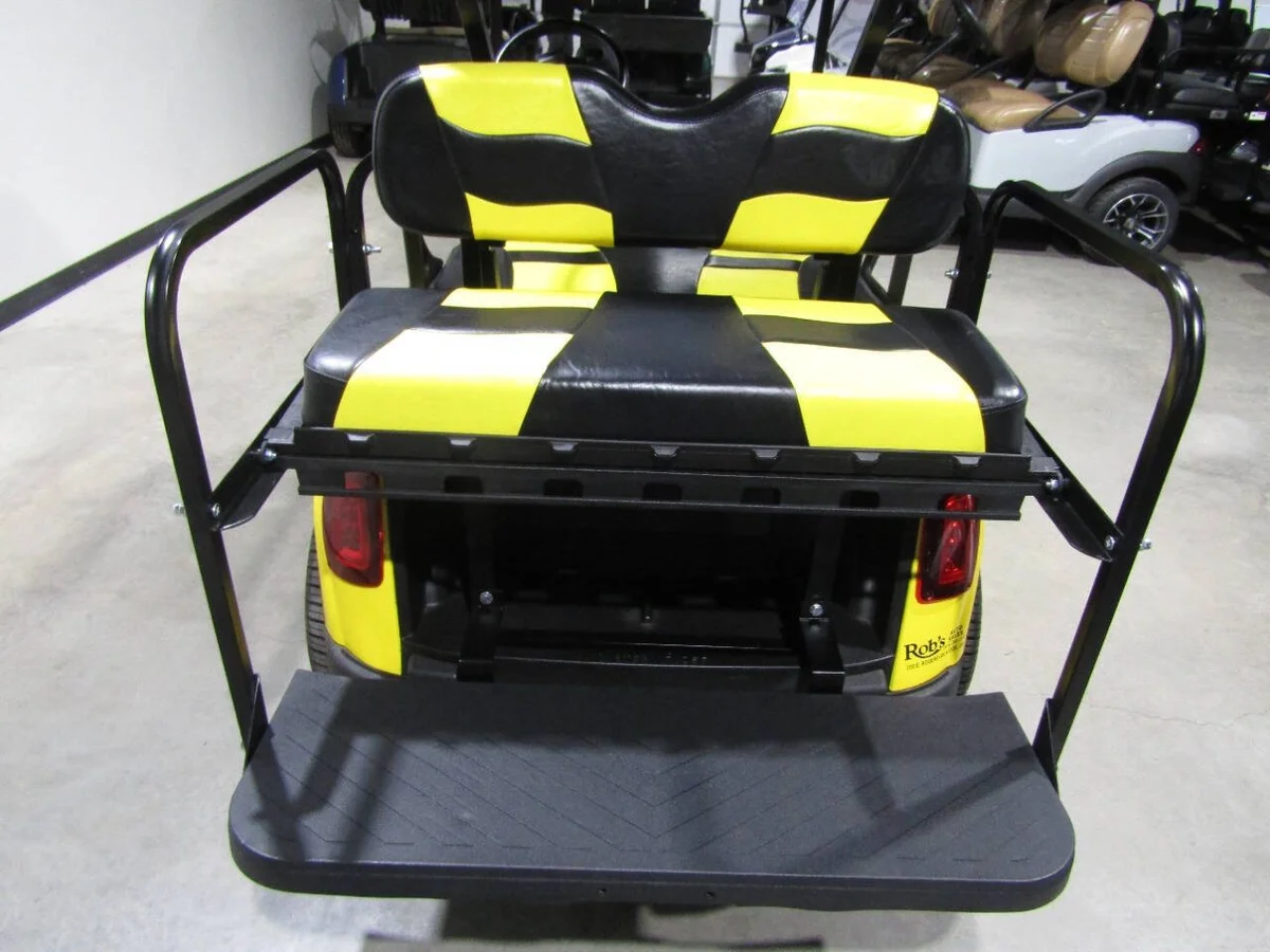 2019 E-Z-GO RXV Custom 4-Seater photo 6