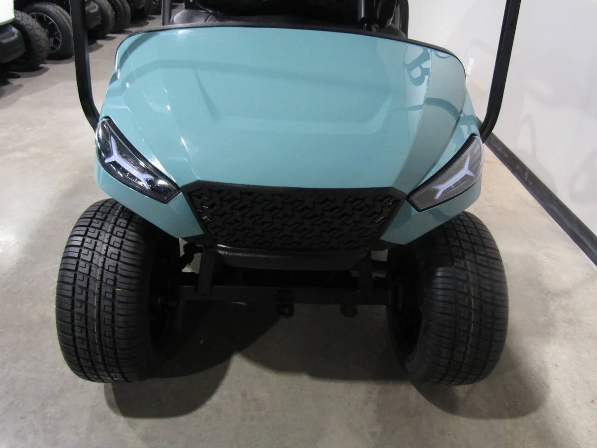 2020 E-Z-GO Storm EFI Gas golf cart Custom 4-Seater photo 2