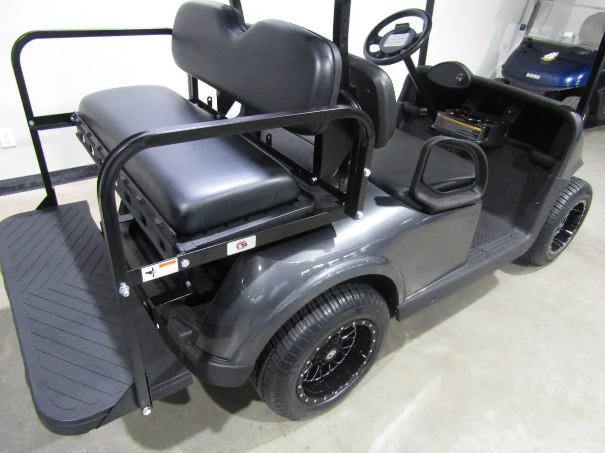 2020 E-Z-GO RXV Custom 4-Seater photo 7