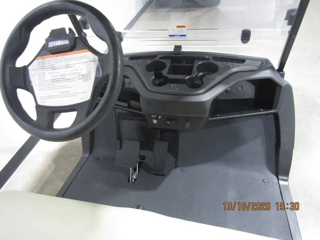2022 Yamaha Drive Custom 4-Seater golf cart photo 10