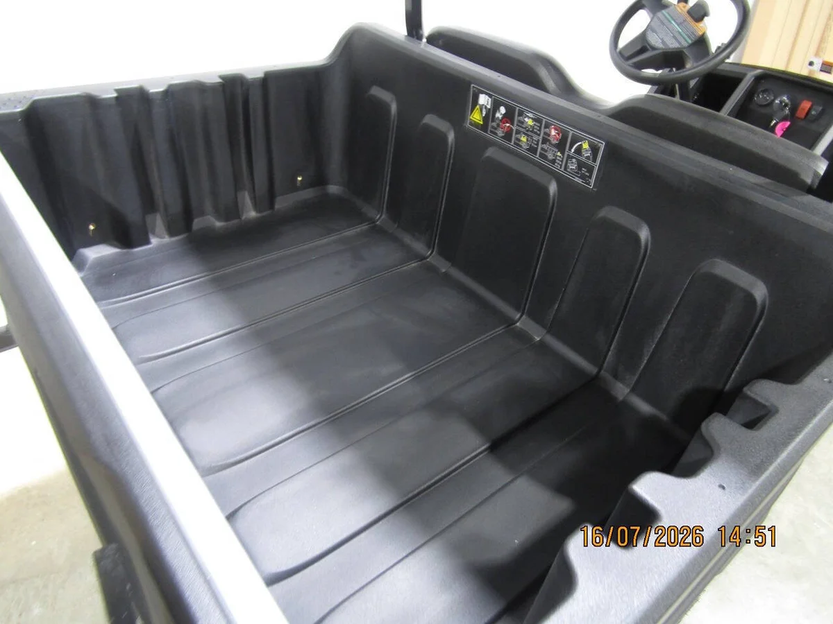 2027 Cushman Hauler 800 UTV Cargo Bed photo 7